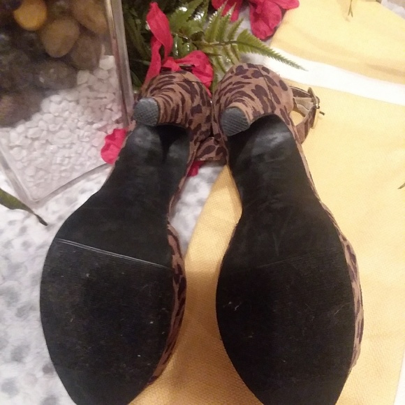 💟Retro JustFab "Paloma" Cheetah Platforms💟 - Picture 5 of 5